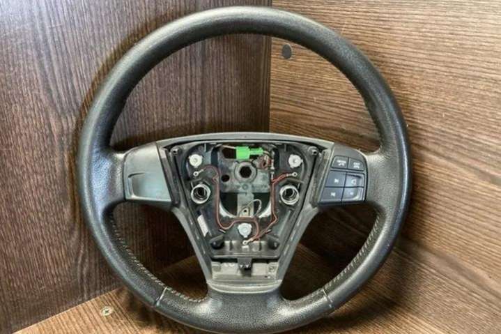 55150060 Руль  Volvo S40 2 поколение (2004-2007) 2004г. | Фото № 3  55150060 Руль  Volvo S40 2 поколение (2004-2007) 2004г. - Фото 3