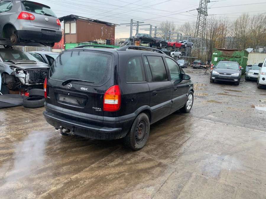 Кардан рулевой Opel Zafira A (1999-2006) Минивэн 2002г. | Фото № 10 Кардан рулевой Opel Zafira A (1999-2006) Минивэн 2002г. - Фото 10