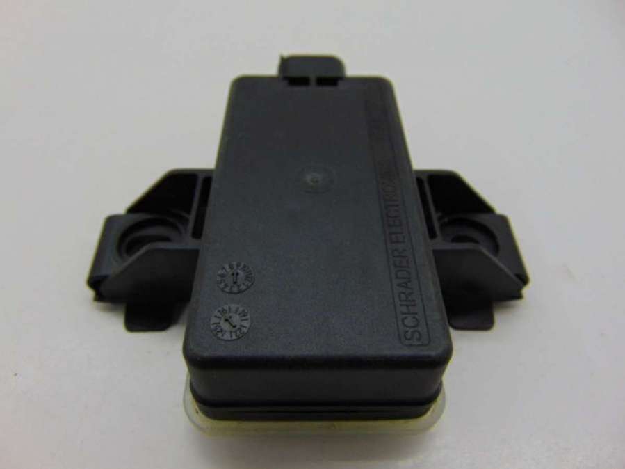 A0009002013 Блок управления (другие)  Mercedes E W213 2023г. | Фото № 11  A0009002013 Блок управления (другие)  Mercedes E W213 2023г. - Фото 11