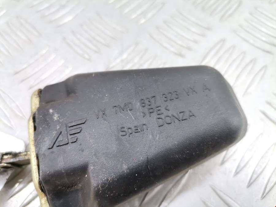 7M0837323VX Ограничитель открывания двери передней Volkswagen Sharan 1 (1995-2010) Минивэн 1998г. | Фото № 3 7M0837323VX Ограничитель открывания двери передней Volkswagen Sharan 1 (1995-2010) Минивэн 1998г. - Фото 3