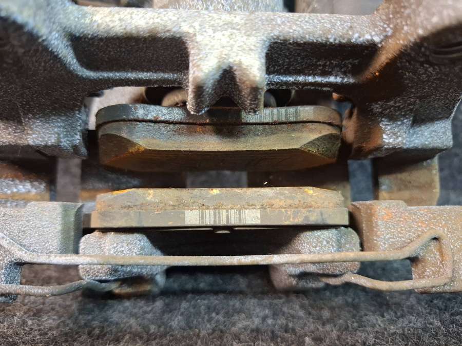 KG9C2D250C Суппорт тормозной задний правый  Ford Edge внедорожник 5 дв. 2020г. | Фото № 3  KG9C2D250C Суппорт тормозной задний правый  Ford Edge внедорожник 5 дв. 2020г. - Фото 3