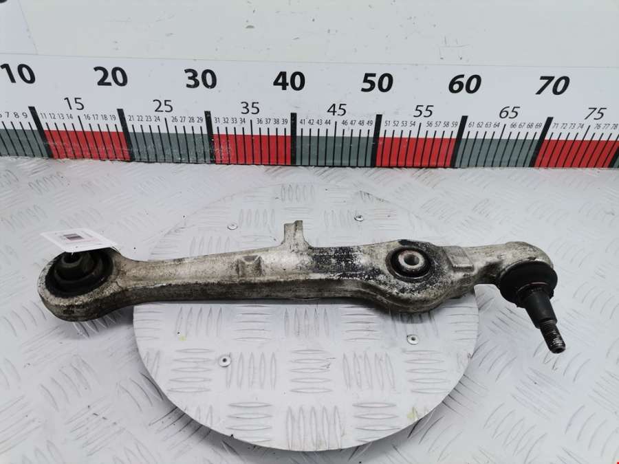 Рычаг передний правый Audi A4 B6 (2000-2006) Седан 2001г. | Фото № 1 Рычаг передний правый Audi A4 B6 (2000-2006) Седан 2001г. - Фото 1