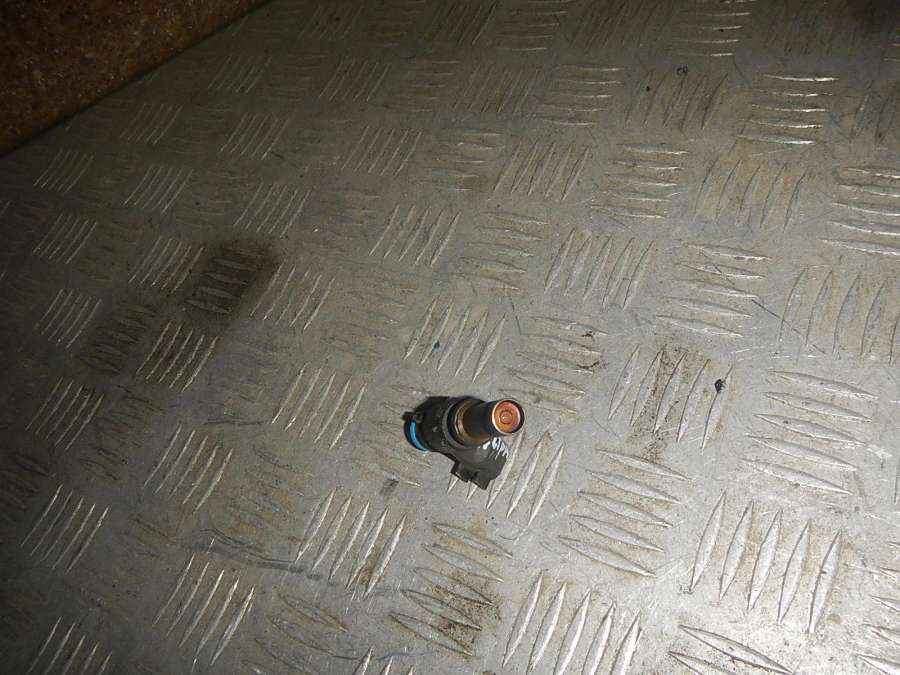 25380933 Форсунка инжекторная электрическая  Opel Astra 0000г. | Фото № 2  25380933 Форсунка инжекторная электрическая  Opel Astra 0000г. - Фото 2