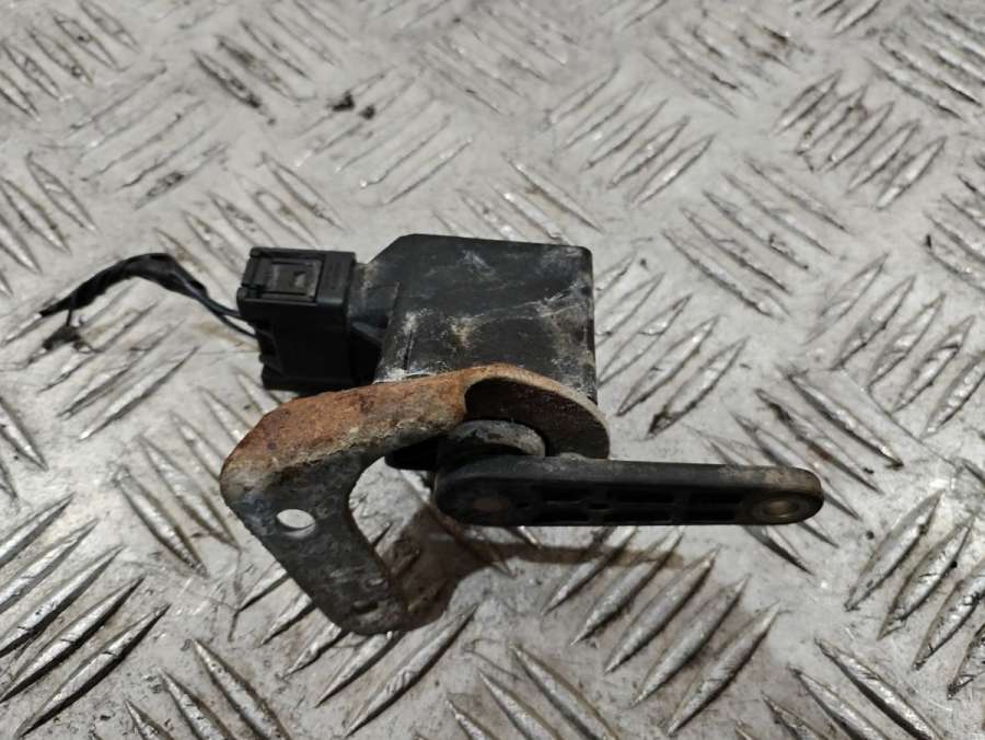 1093698 Датчик положения кузова BMW 5 E39 1999г. | Фото № 3 1093698 Датчик положения кузова BMW 5 E39 1999г. - Фото 3