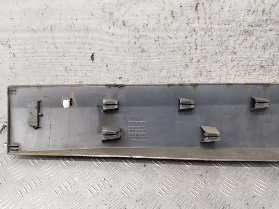 801860016R Молдинг двери передней правой Renault Scenic 2010г. | Фото № 5 801860016R Молдинг двери передней правой Renault Scenic 2010г. - Фото 5