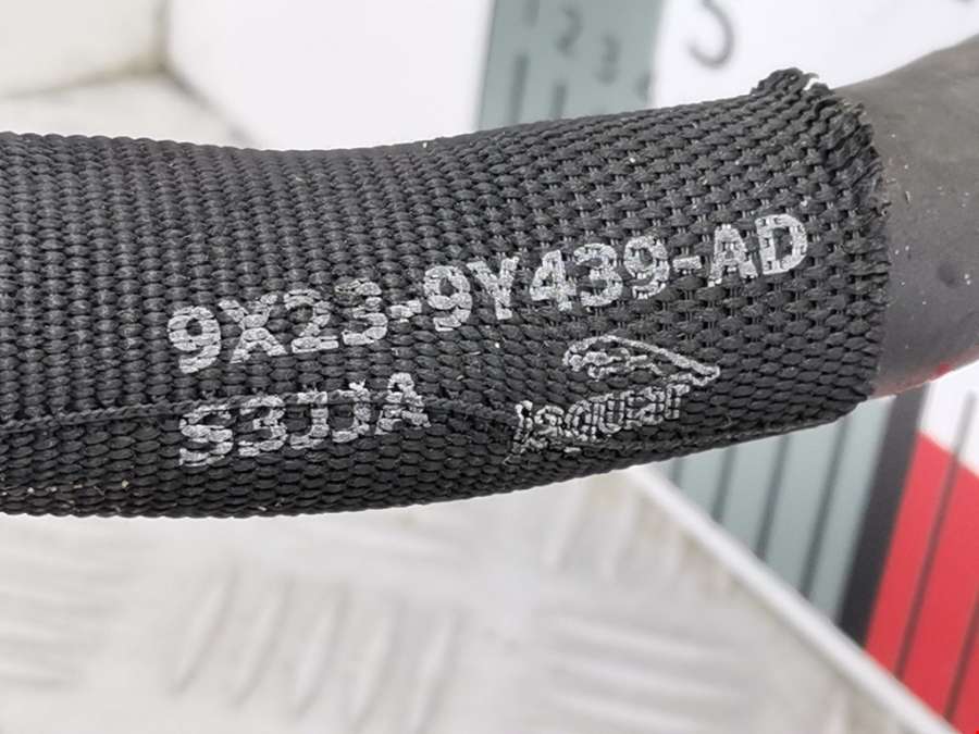 9X239Y439AD Патрубок системы охлаждения Jaguar XF (X250) (2007-2015) Седан 2009г. | Фото № 3 9X239Y439AD Патрубок системы охлаждения Jaguar XF (X250) (2007-2015) Седан 2009г. - Фото 3