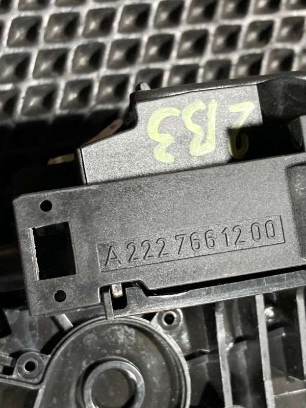 A2227661200A0997303400 Замок двери задней правой Mercedes-Benz S W222/C217/A217 2018г. | Фото № 8 A2227661200A0997303400 Замок двери задней правой Mercedes-Benz S W222/C217/A217 2018г. - Фото 8