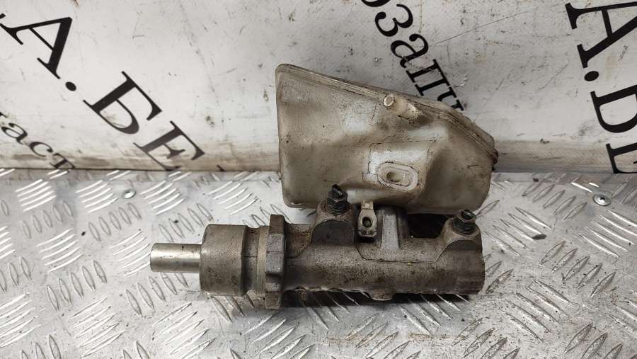 Цилиндр тормозной главный Peugeot 406 2000г. | Фото № 2 Цилиндр тормозной главный Peugeot 406 2000г. - Фото 2