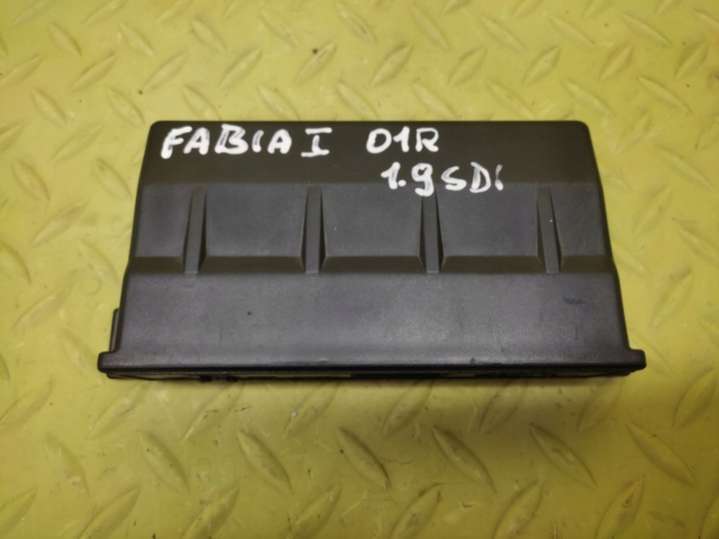 BKA400002 Блок управления (другие) Skoda Fabia 1 поколение (1999-2004) 1999г. | Фото № 1 BKA400002 Блок управления (другие) Skoda Fabia 1 поколение (1999-2004) 1999г. - Фото 1