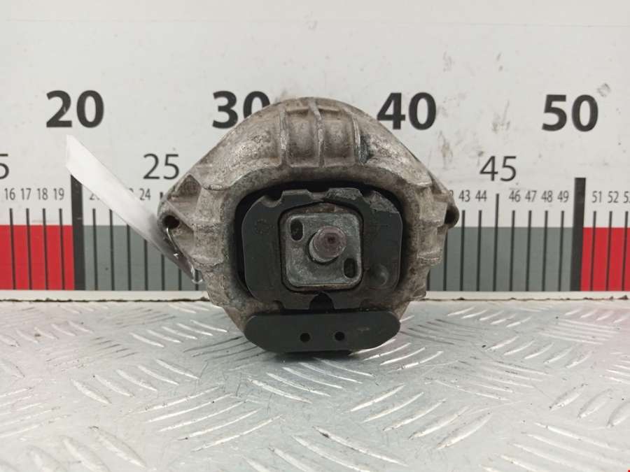 Подушка (опора) крепления двигателя BMW 3-Series (E90/E91/E92/E93) (2004-2013) Седан 2009г. | Фото № 6 Подушка (опора) крепления двигателя BMW 3-Series (E90/E91/E92/E93) (2004-2013) Седан 2009г. - Фото 6