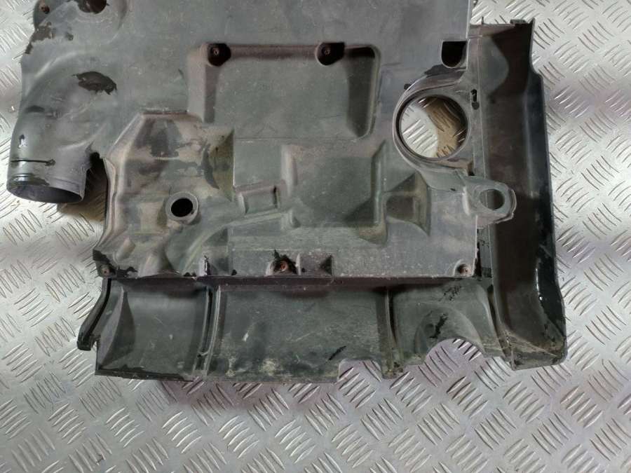 06F133837T06F133837AH06F133837P Корпус воздушногo фильтра  Volkswagen Passat B6 2006г. | Фото № 8  06F133837T06F133837AH06F133837P Корпус воздушногo фильтра  Volkswagen Passat B6 2006г. - Фото 8