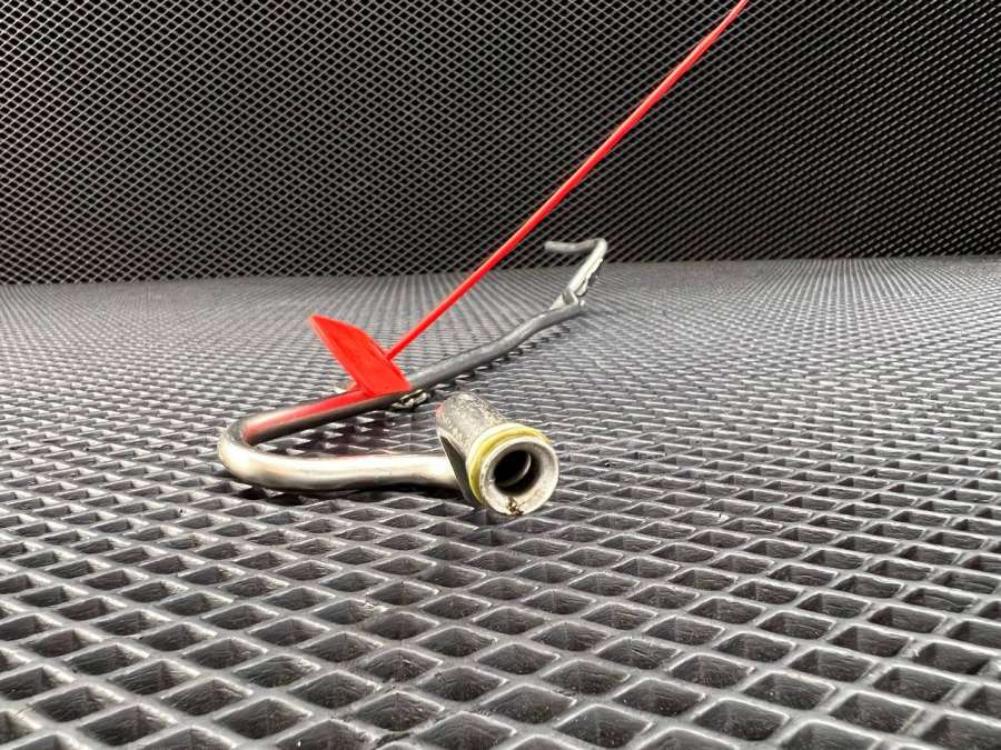 AJ812251LR0107278W936754BB Трубка слива масла  Jaguar XF X250 CC9 2011г. | Фото № 4  AJ812251LR0107278W936754BB Трубка слива масла  Jaguar XF X250 CC9 2011г. - Фото 4