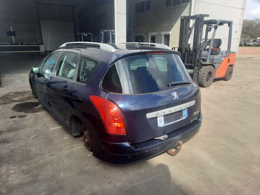 Дверь передняя левая Peugeot 308 (2007-2015) Универсал 2009г. | Фото № 14 Дверь передняя левая Peugeot 308 (2007-2015) Универсал 2009г. - Фото 14