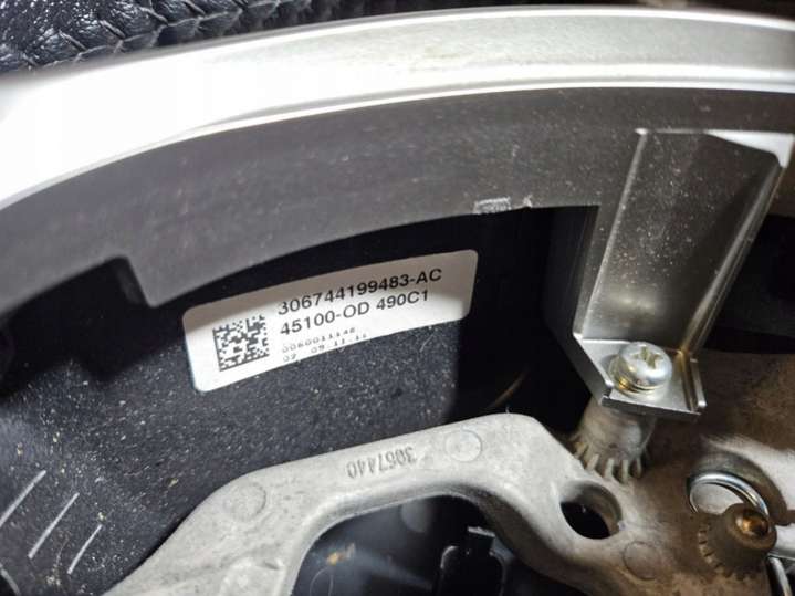 45100-0D490C1 Руль  Toyota Yaris 3 поколение (2010-2014) 2010г. | Фото № 3  45100-0D490C1 Руль  Toyota Yaris 3 поколение (2010-2014) 2010г. - Фото 3