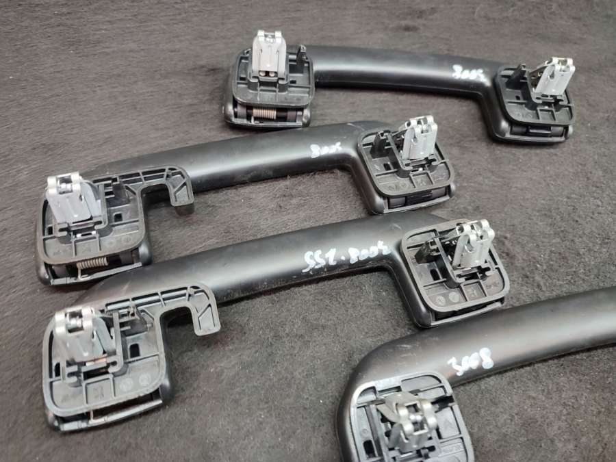 Ручка внутренняя потолочная Peugeot 3008 2 2018г. | Фото № 9 Ручка внутренняя потолочная Peugeot 3008 2 2018г. - Фото 9