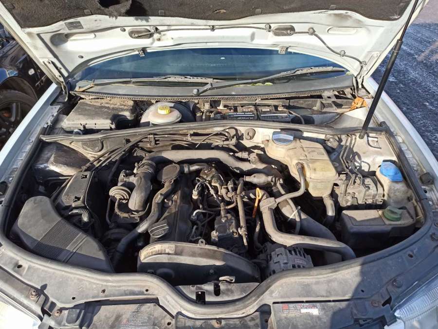 3B2837114 Ручка двери внутренняя передняя правая Volkswagen Passat 5 (1996-2000) Универсал 2000г. | Фото № 11 3B2837114 Ручка двери внутренняя передняя правая Volkswagen Passat 5 (1996-2000) Универсал 2000г. - Фото 11