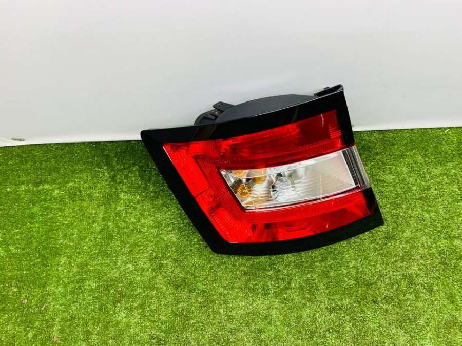 6V9945111  Фонарь задний левый   Skoda Fabia III 2019г. | Фото № 2  6V9945111  Фонарь задний левый   Skoda Fabia III 2019г. - Фото 2