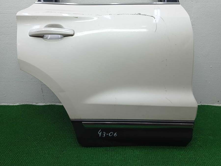 Стекло двери задней правой  Lincoln MKC Джип 2017г. | Фото № 2   Стекло двери задней правой  Lincoln MKC Джип 2017г. - Фото 2