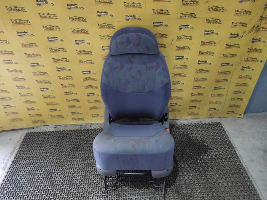 Сиденье заднее Volkswagen Sharan Минивэн 1998г. | Фото № 2 Сиденье заднее Volkswagen Sharan Минивэн 1998г. - Фото 2