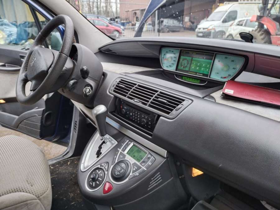 1485469077 Ручка двери сдвижной внутренняя Peugeot 807 (2002-2010) Минивэн 2005г. | Фото № 8 1485469077 Ручка двери сдвижной внутренняя Peugeot 807 (2002-2010) Минивэн 2005г. - Фото 8