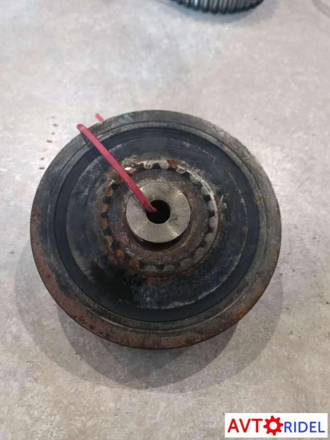 Шкив коленвала Renault Scenic 1 (1996-2002) 1998г. | Фото № 1 Шкив коленвала Renault Scenic 1 (1996-2002) 1998г. - Фото 1