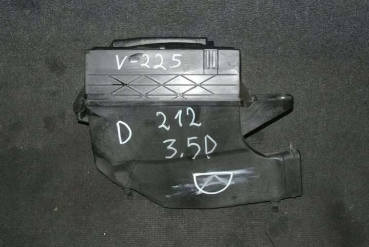 A6420903601 Корпус воздушного фильтра Mercedes E W212/S212/C207/A207 (2009-2013) 2009г. | Фото № 1 A6420903601 Корпус воздушного фильтра Mercedes E W212/S212/C207/A207 (2009-2013) 2009г. - Фото 1