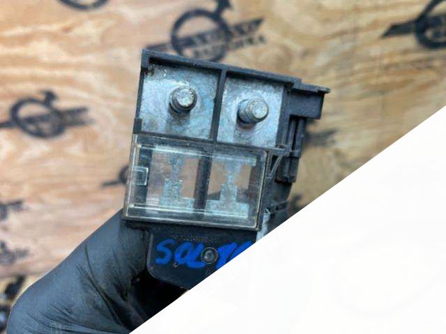 Предохранитель высоковольтный Volvo V60 2015г. | Фото № 4 Предохранитель высоковольтный Volvo V60 2015г. - Фото 4