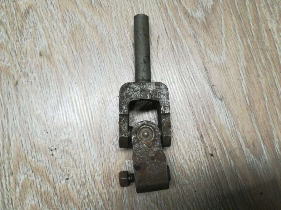 1H0419955 Рулевой карданчик  Volkswagen Golf 3 поколение (1991-1998) 1994г. | Фото № 2  1H0419955 Рулевой карданчик  Volkswagen Golf 3 поколение (1991-1998) 1994г. - Фото 2