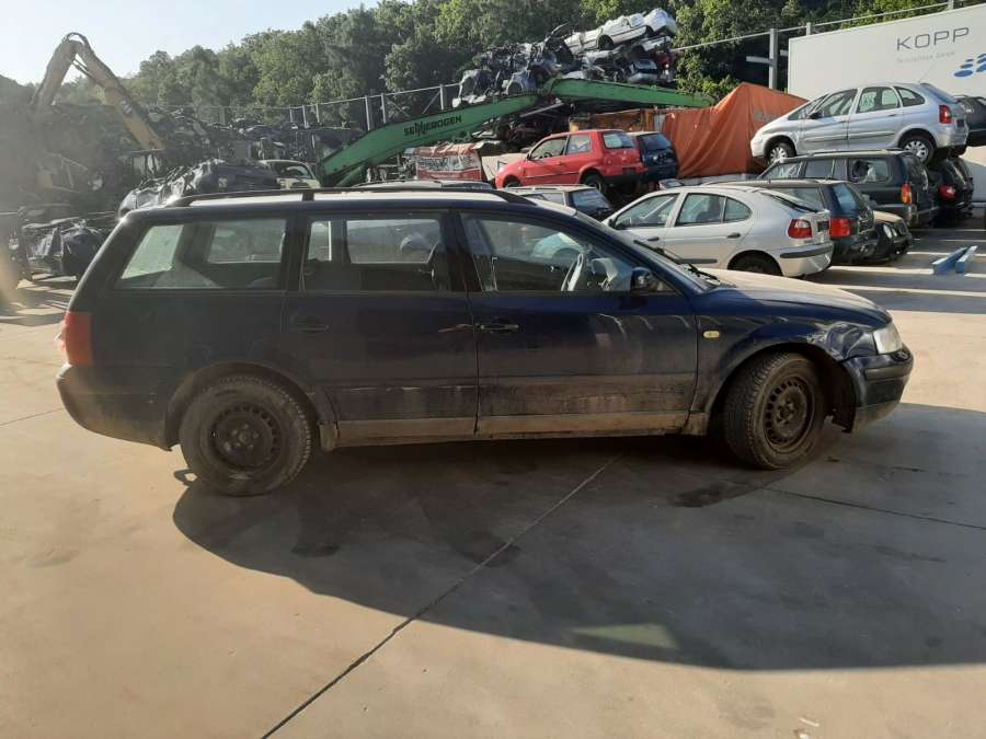 321959481C Датчик температуры охлаждающей жидкости Volkswagen Passat 5 (1996-2000) Универсал 1999г. | Фото № 5 321959481C Датчик температуры охлаждающей жидкости Volkswagen Passat 5 (1996-2000) Универсал 1999г. - Фото 5