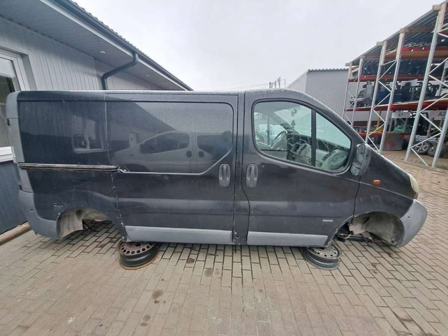 8200004603 Накладка декоративная  Opel Vivaro 2006г. | Фото № 9  8200004603 Накладка декоративная  Opel Vivaro 2006г. - Фото 9