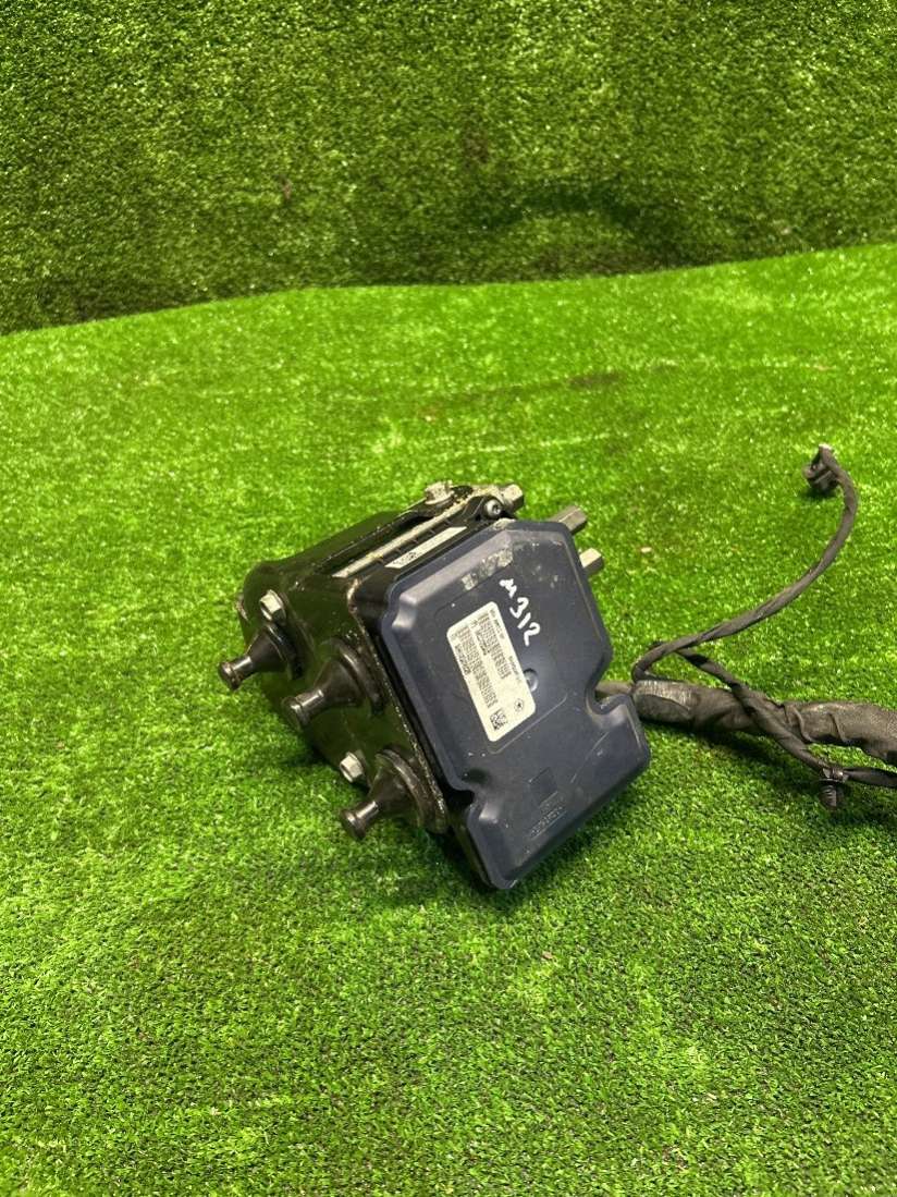 68227200 Блок АБС (ABS) Jeep Grand Cherokee IV (WK2) 2014г. | Фото № 1 68227200 Блок АБС (ABS) Jeep Grand Cherokee IV (WK2) 2014г. - Фото 1