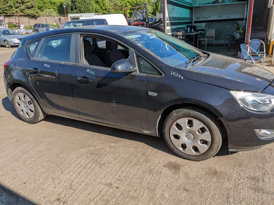 28265970 Блок управления климат-контроля Opel Astra J (2009-2018) Хетчбэк 5дв. 2011г. | Фото № 8 28265970 Блок управления климат-контроля Opel Astra J (2009-2018) Хетчбэк 5дв. 2011г. - Фото 8