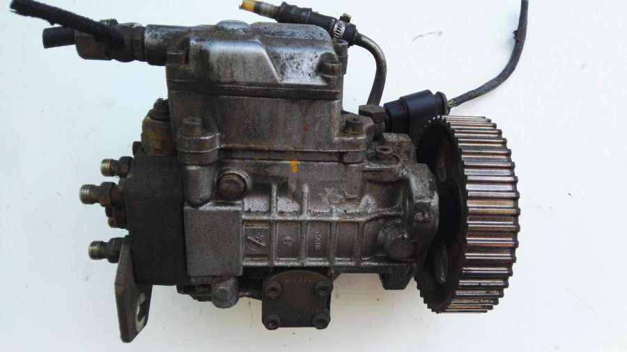 028130115B ТНВД  Volkswagen Sharan  1998г. | Фото № 3  028130115B ТНВД  Volkswagen Sharan  1998г. - Фото 3