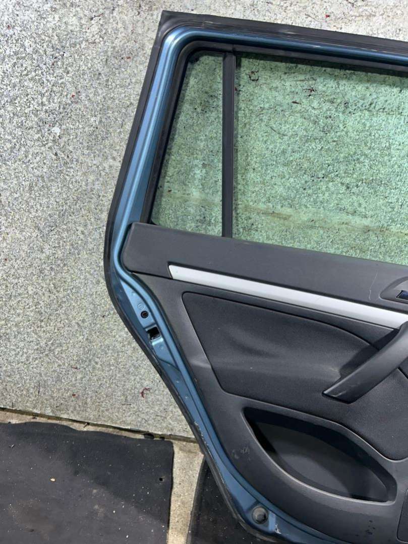 Дверь задняя левая Skoda Octavia 2 (A5) 2007г. | Фото № 7 Дверь задняя левая Skoda Octavia 2 (A5) 2007г. - Фото 7