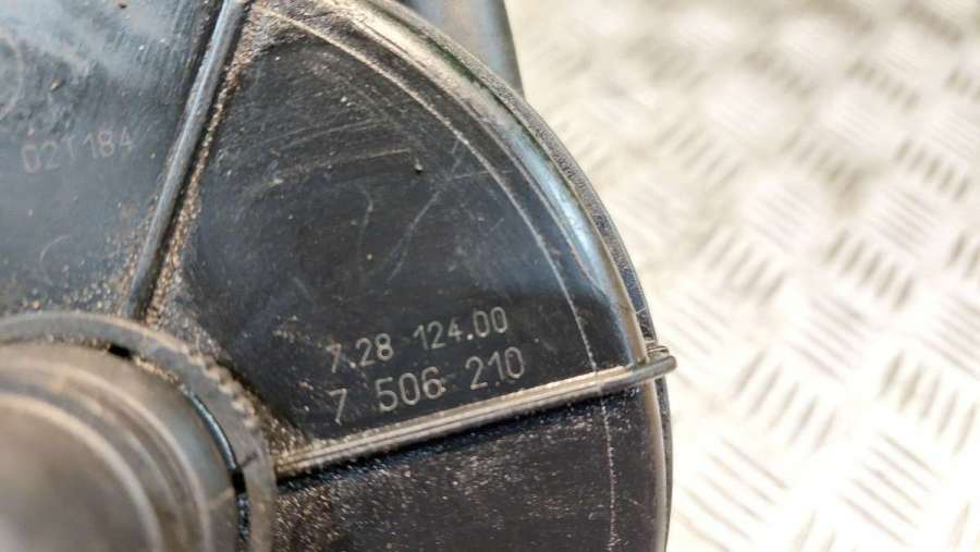 Насос продувки катализатора BMW 3 E46 2002г. | Фото № 2 Насос продувки катализатора BMW 3 E46 2002г. - Фото 2