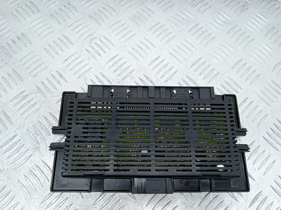 532220815 Блок управления светом BMW 3-Series (E90/E91/E92/E93) (2004-2013) Седан 2005г. | Фото № 1 532220815 Блок управления светом BMW 3-Series (E90/E91/E92/E93) (2004-2013) Седан 2005г. - Фото 1