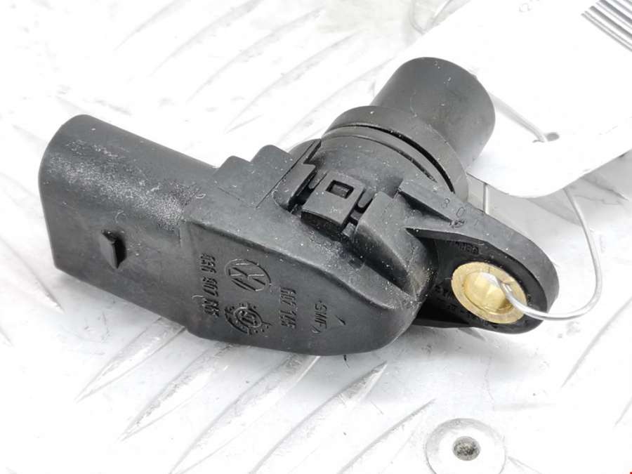 036907601 Датчик распредвала Volkswagen Golf 4 (1997-2004) Хетчбэк 5дв. 1997г. | Фото № 2 036907601 Датчик распредвала Volkswagen Golf 4 (1997-2004) Хетчбэк 5дв. 1997г. - Фото 2