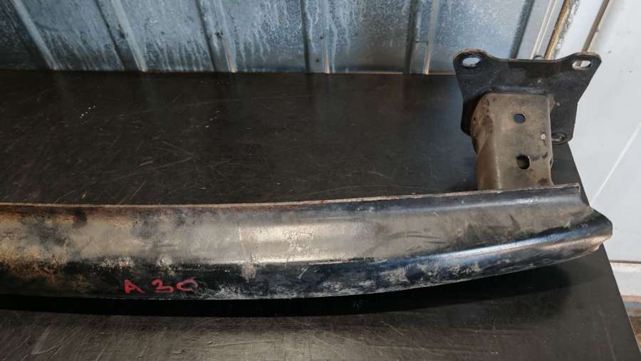 1Z5807305 Усилитель заднего бампера Skoda Octavia A5 2008г. | Фото № 4 1Z5807305 Усилитель заднего бампера Skoda Octavia A5 2008г. - Фото 4