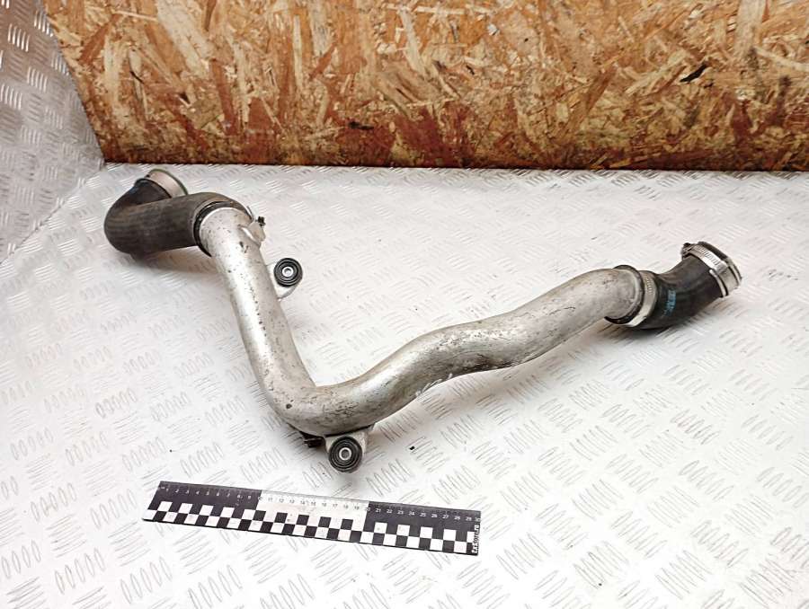 1K0145828C Патрубок интеркулера Volkswagen Golf 6 2010г. | Фото № 2 1K0145828C Патрубок интеркулера Volkswagen Golf 6 2010г. - Фото 2