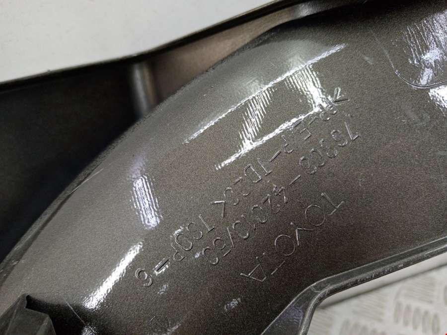 Накладка декоративная (молдинг) крышки (двери) багажника Toyota Rav4 3 (2005-2014) 2010г. | Фото № 3 Накладка декоративная (молдинг) крышки (двери) багажника Toyota Rav4 3 (2005-2014) 2010г. - Фото 3