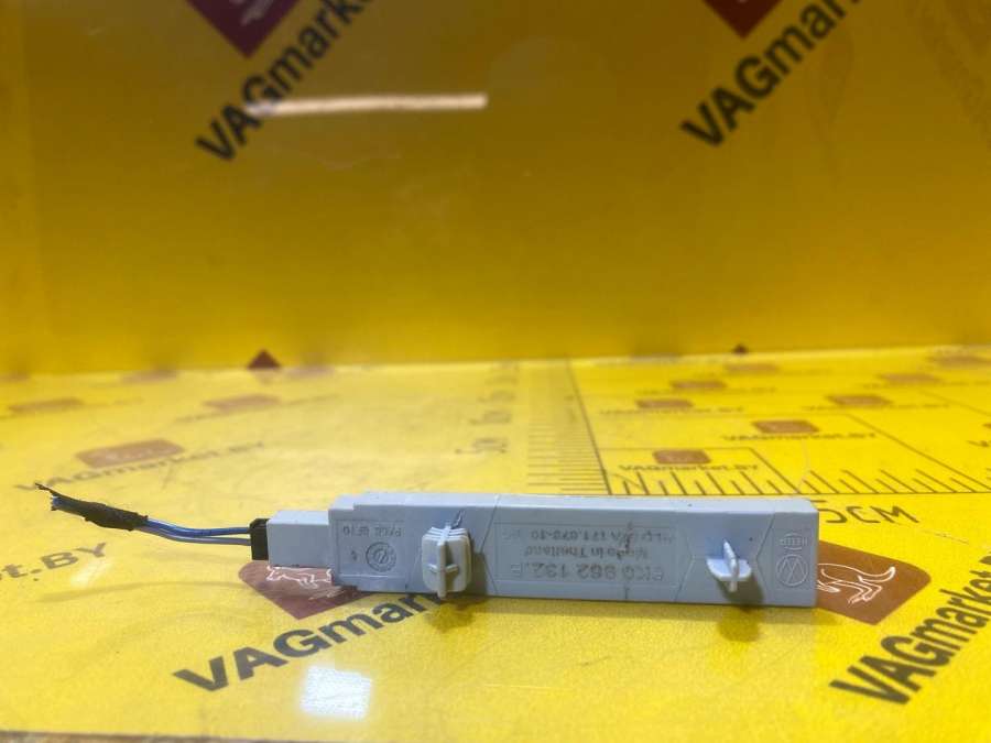 5K0962132B Антенна системы комфортного доступа Volkswagen Volkswagen Tiguan 2 2016 0000г. | Фото № 2 5K0962132B Антенна системы комфортного доступа Volkswagen Volkswagen Tiguan 2 2016 0000г. - Фото 2