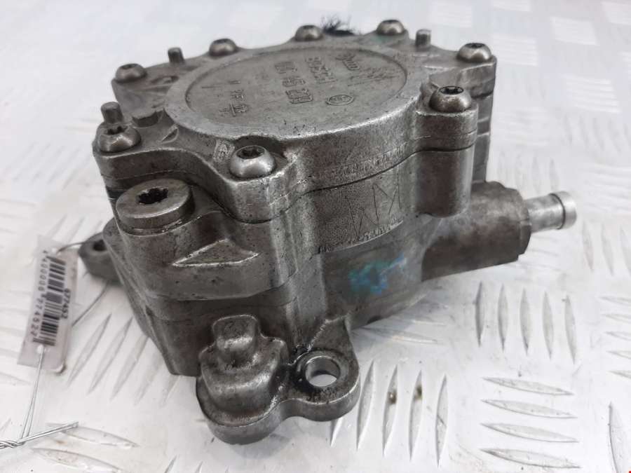 03G145209 Насос вакуумный (тандемный) Mitsubishi Grandis (2003-2011) Минивэн 2006г. | Фото № 3 03G145209 Насос вакуумный (тандемный) Mitsubishi Grandis (2003-2011) Минивэн 2006г. - Фото 3