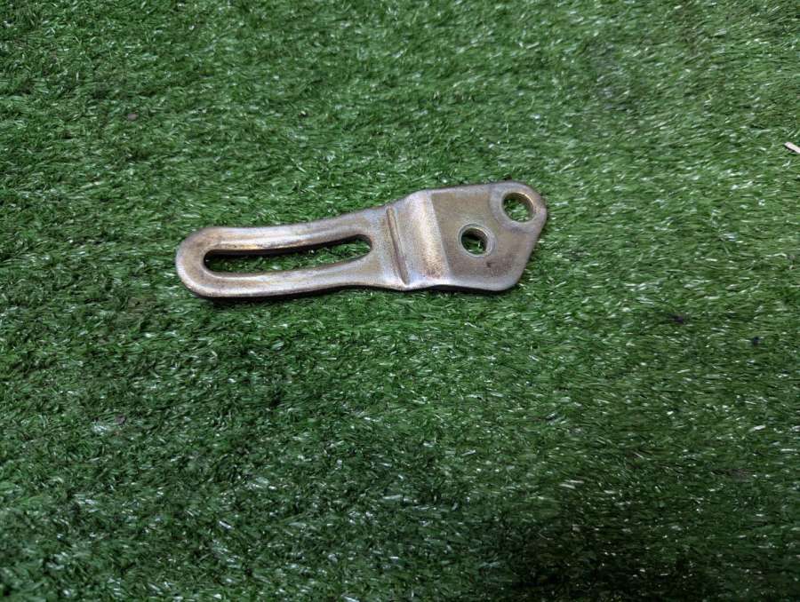 Кронштейн (крепление) правый 0000г. | Фото № 1 Кронштейн (крепление) правый 0000г. - Фото 1