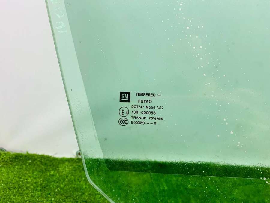 Стекло двери передней правой   Opel Insignia I 2009г. | Фото № 3    Стекло двери передней правой   Opel Insignia I 2009г. - Фото 3