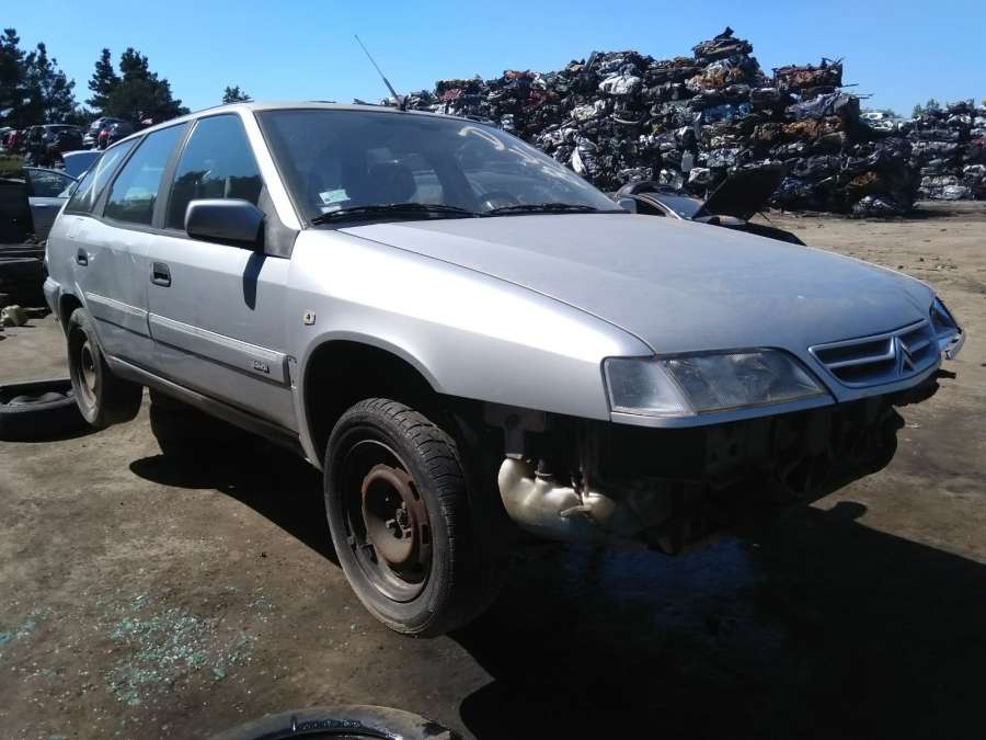 962077298 Лючок бензобака Citroen Xantia (1992-2002) Универсал 2000г. | Фото № 12 962077298 Лючок бензобака Citroen Xantia (1992-2002) Универсал 2000г. - Фото 12