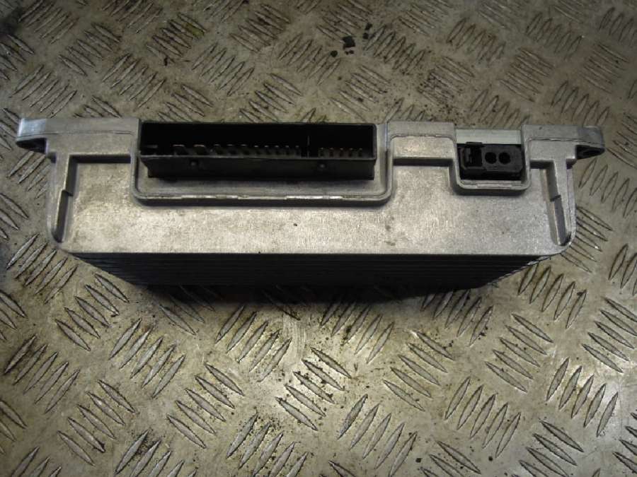 Усилитель музыкальный AUDI A6 C6 2007г. | Фото № 2 Усилитель музыкальный AUDI A6 C6 2007г. - Фото 2