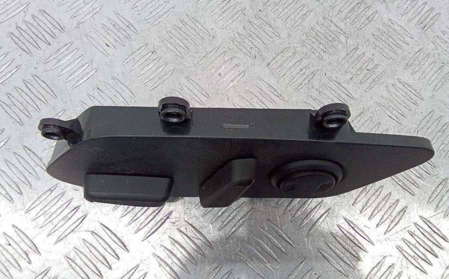 2105260842 Модуль управления сиденьем  Hyundai Tucson 2022г. | Фото № 2  2105260842 Модуль управления сиденьем  Hyundai Tucson 2022г. - Фото 2