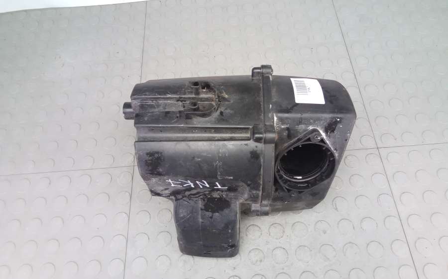 Корпус воздушного фильтра SKODA FABIA 2 0000г. | Фото № 8 Корпус воздушного фильтра SKODA FABIA 2 0000г. - Фото 8