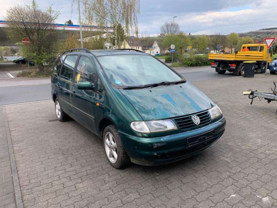 Ручка двери внутренняя передняя правая Volkswagen Sharan 1 (1995-2010) Минивэн 1998г. | Фото № 6 Ручка двери внутренняя передняя правая Volkswagen Sharan 1 (1995-2010) Минивэн 1998г. - Фото 6