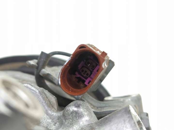 5WA816803A Компрессор кондиционера Volkswagen Golf 8 поколение (2019-2024) 2019г. | Фото № 5 5WA816803A Компрессор кондиционера Volkswagen Golf 8 поколение (2019-2024) 2019г. - Фото 5